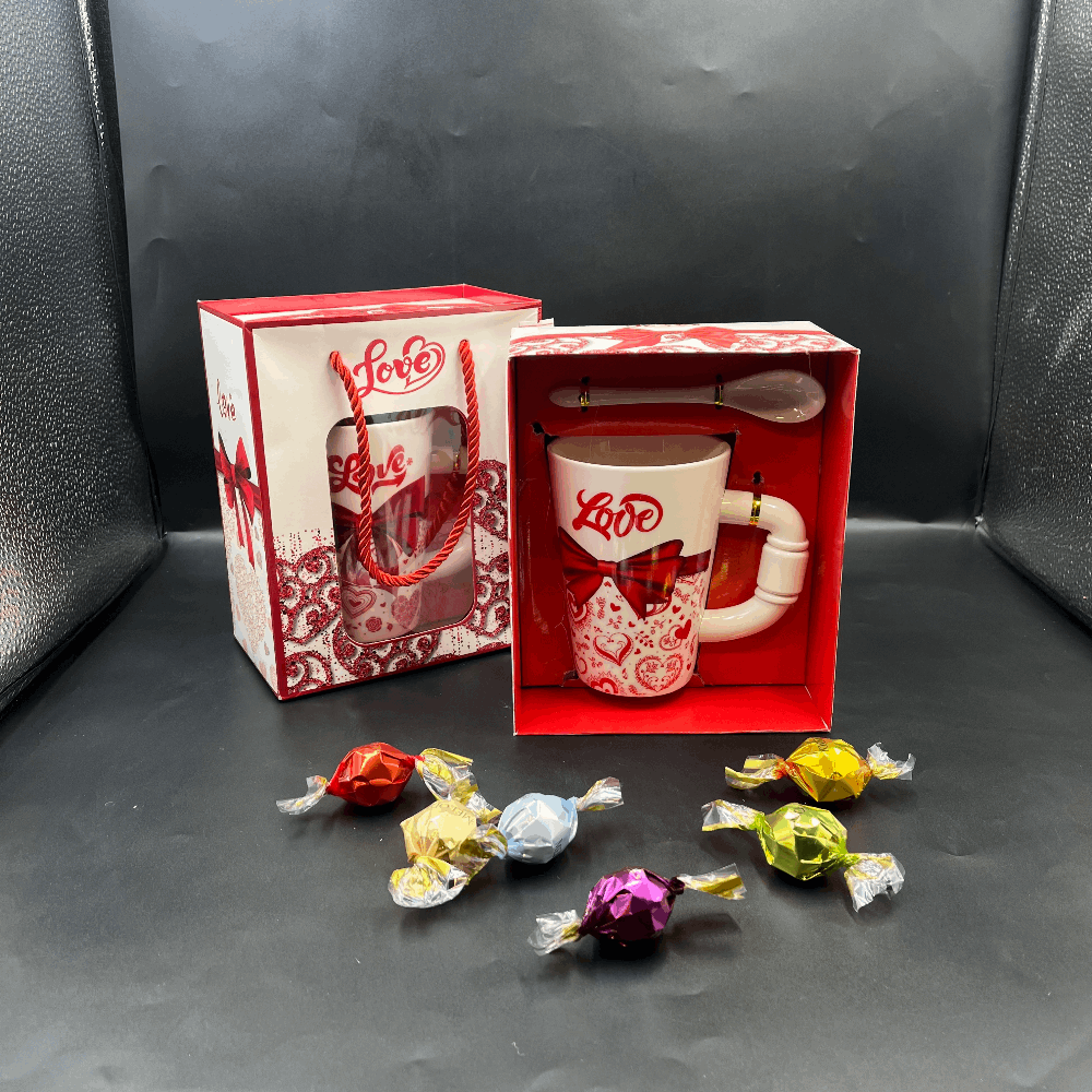 Twist Çikolata & Kırmızı Kurdeleli Love Kupa